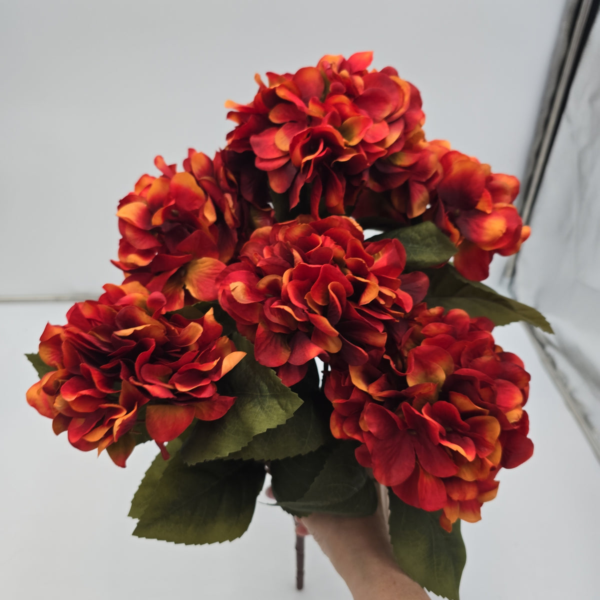 21&quot; Hydrangea Bush-- #fbh085