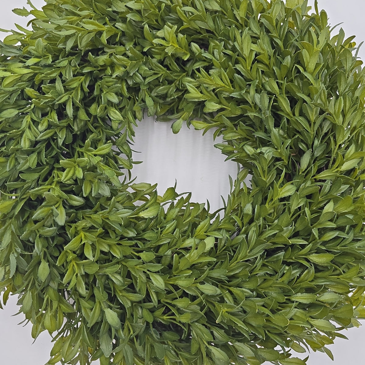 14-16&quot; Tea Leaf Wreath