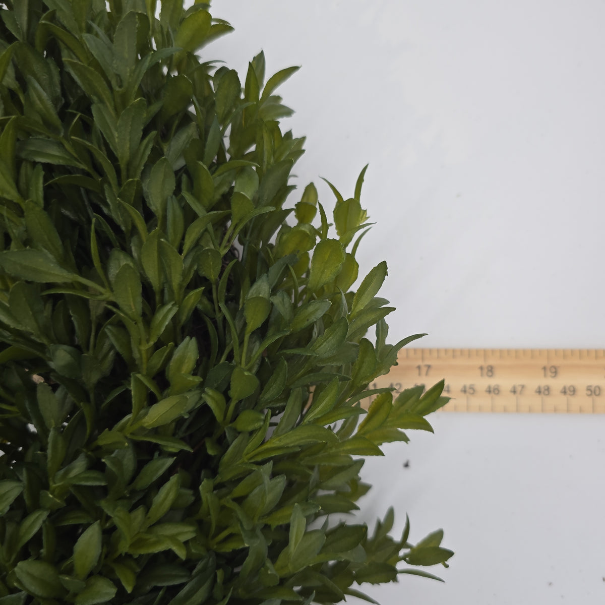 14-16&quot; Tea Leaf Wreath