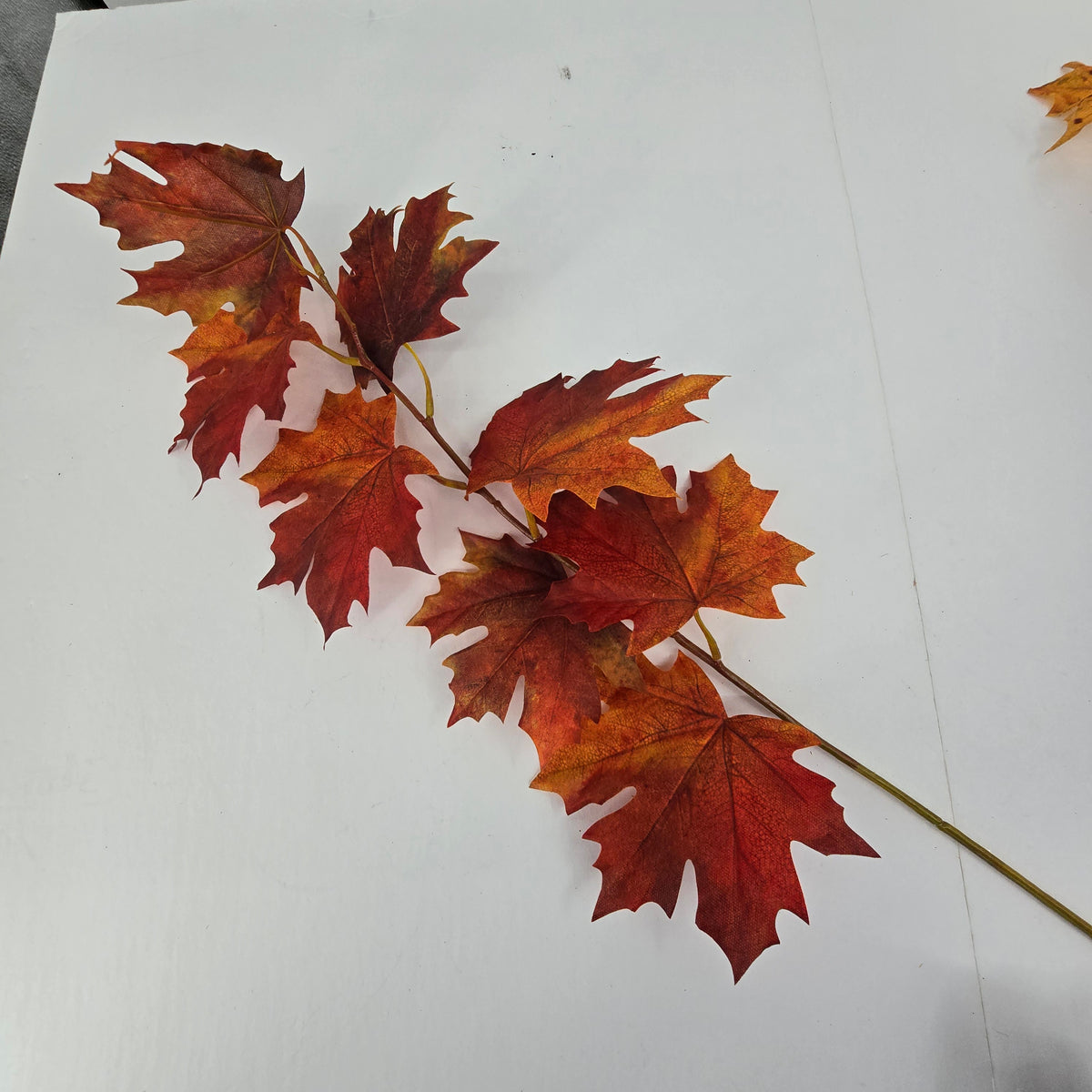 32&quot; Maple Leaf Spray--#psm741