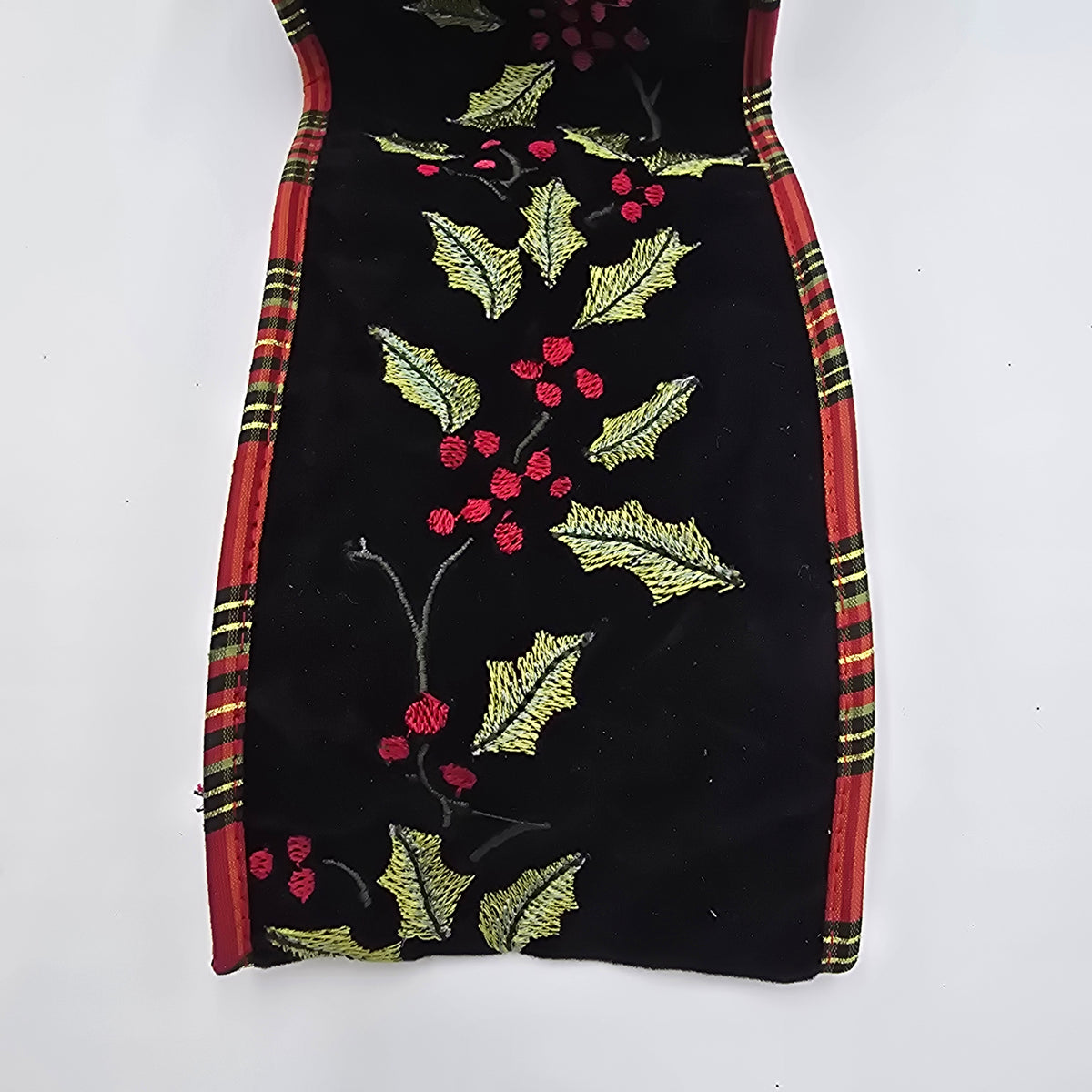 4&quot; Holly/Berry/Plaid Embroidered Ribbon--#rw2299