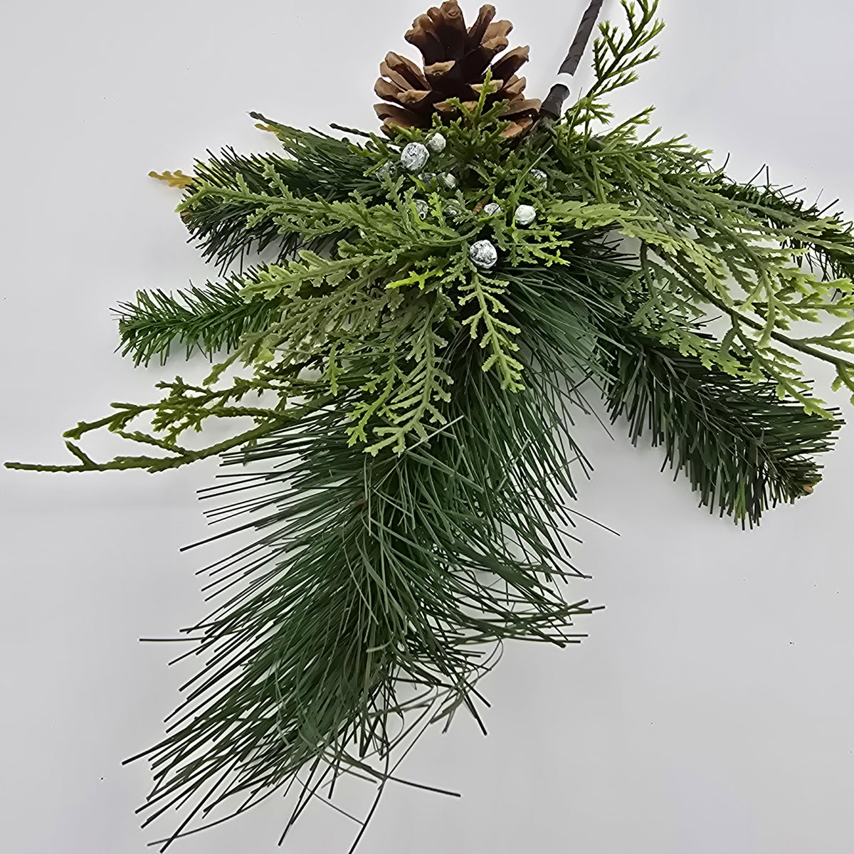 15&quot; Juniper/Pine/Berry Spray #ysp130