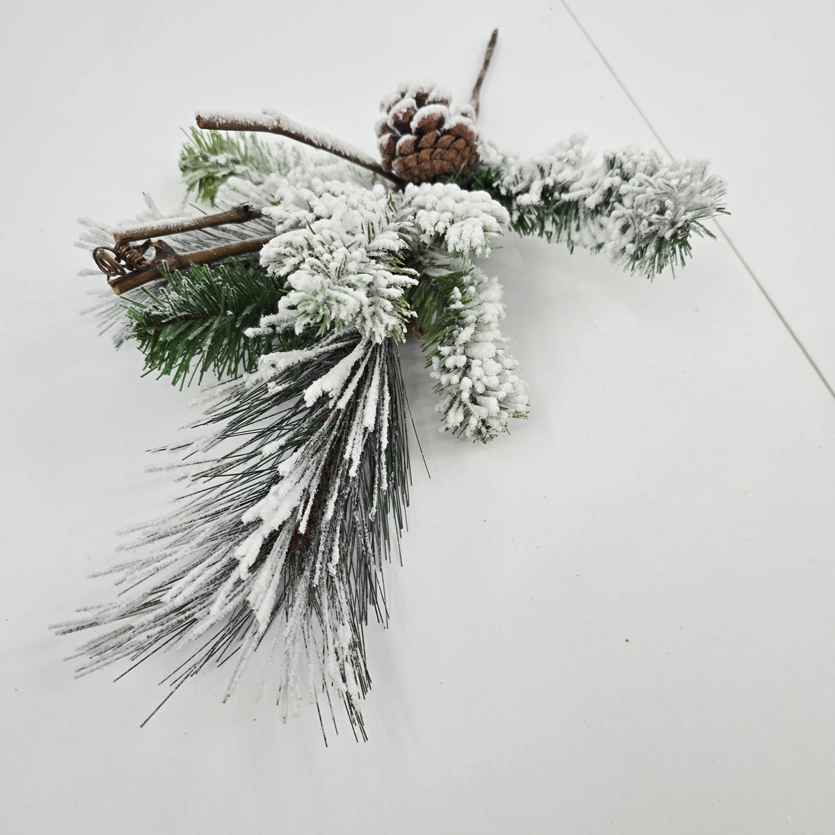 17&quot; Snow Pine/Cone Mx Spry #ys7006