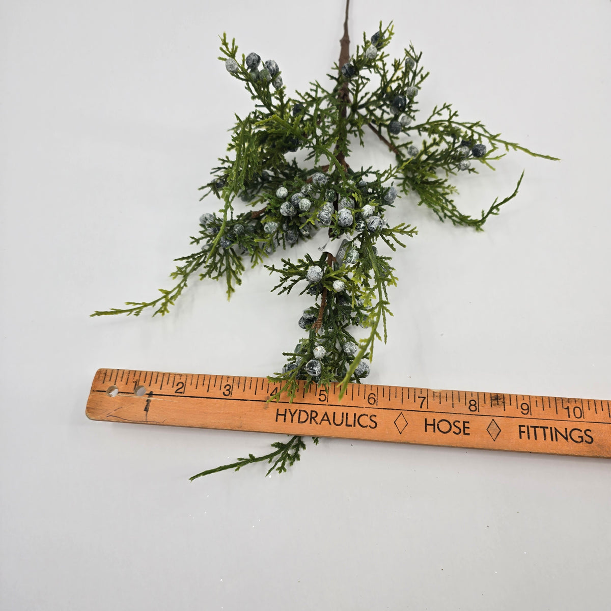 18&quot; Juniper Spray #ysp536