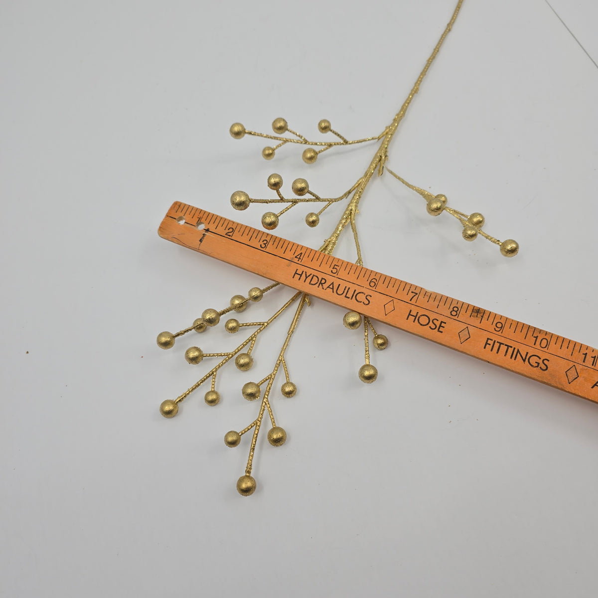 18&quot; Metallic Berry Spray--#xas545