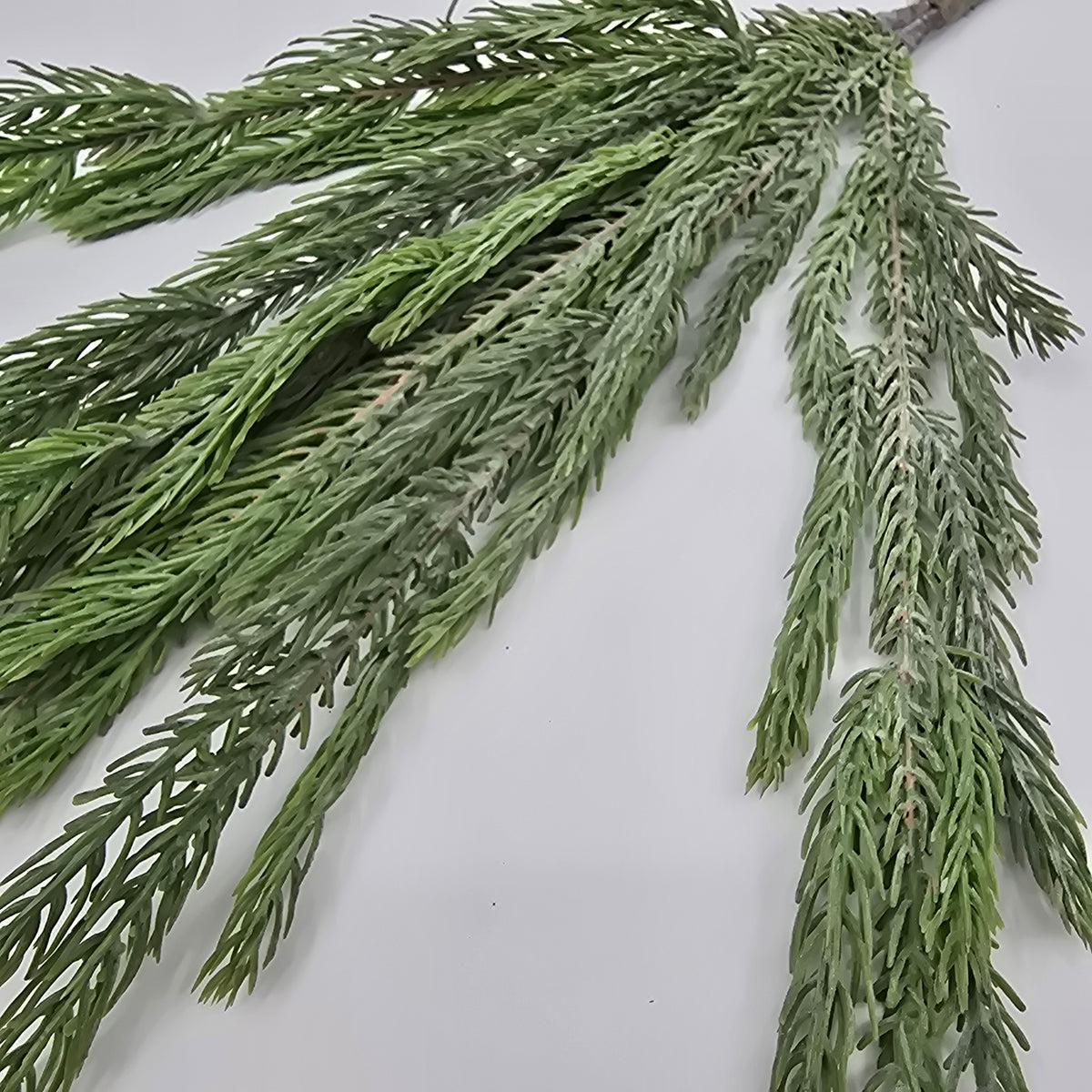 23&quot; Spruce Spray-#ybs230