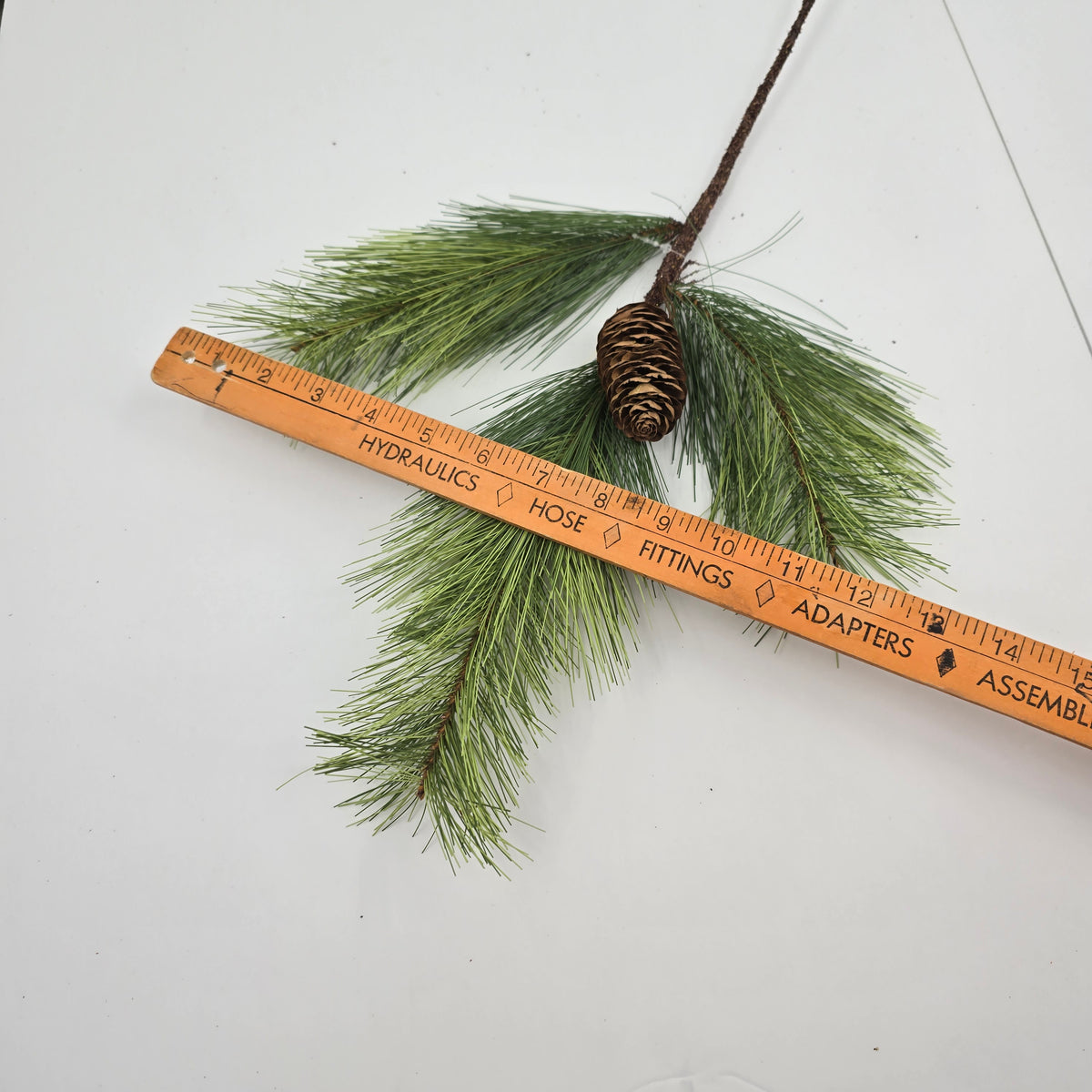 Lg Pine/Cone Spry #204369