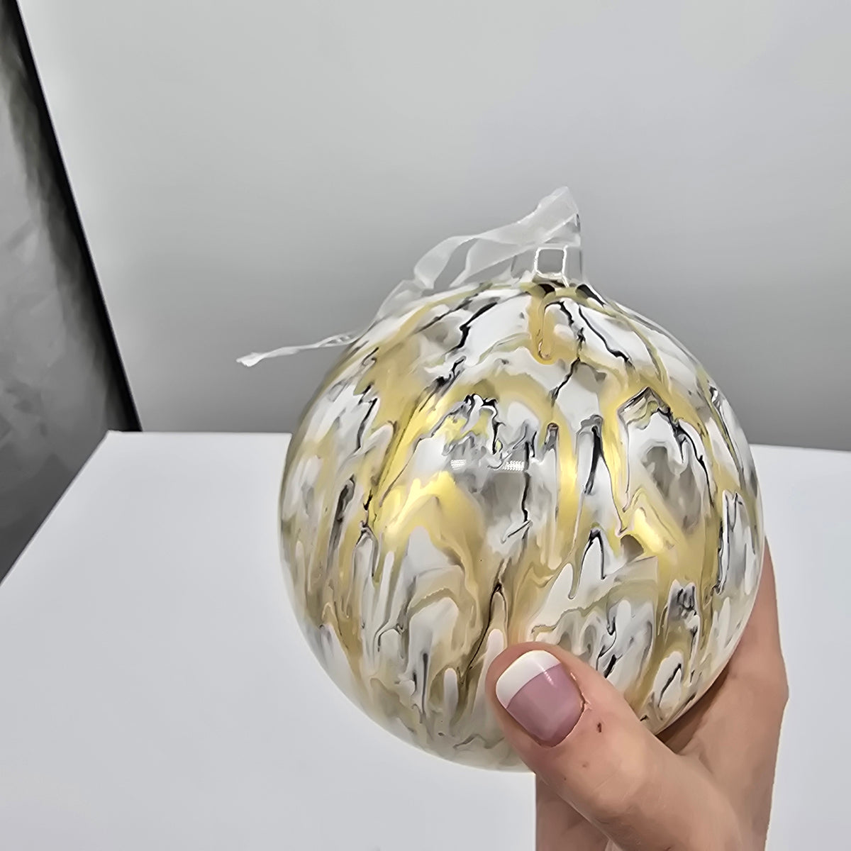 6&quot; Glass Ball Orn/Swirl--#xgm275