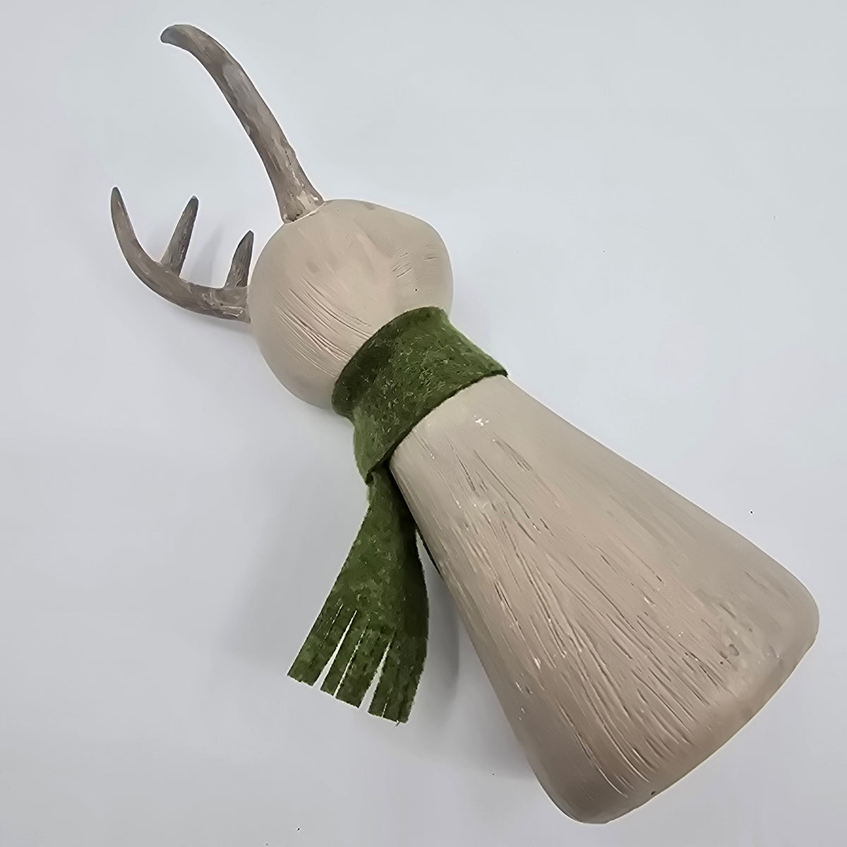 9&quot; Reindeer--#xsi516