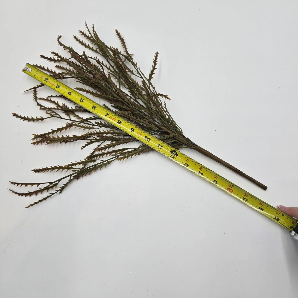 18&quot; Real touch Fern Bush--#pbf070