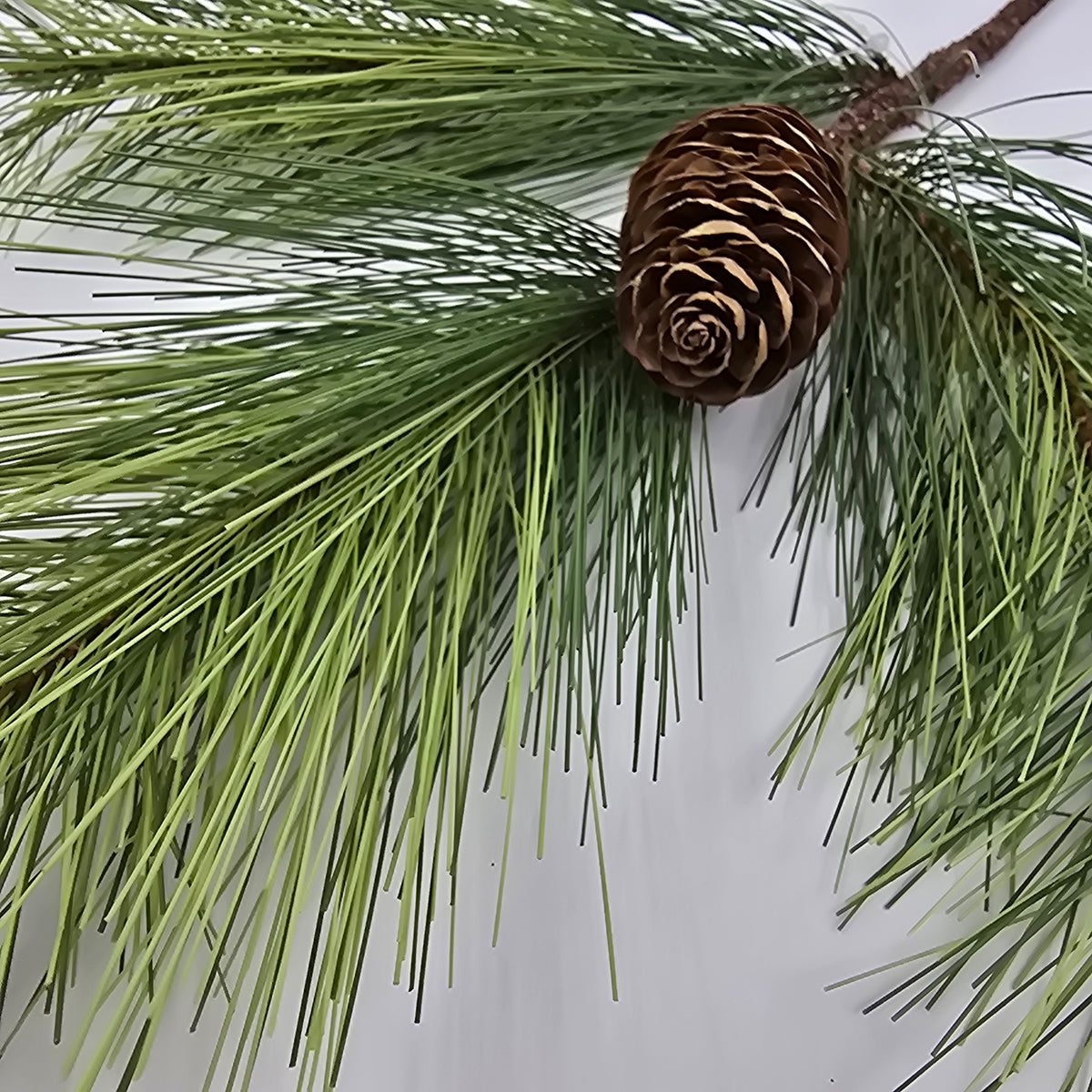 Lg Pine/Cone Spry #204369