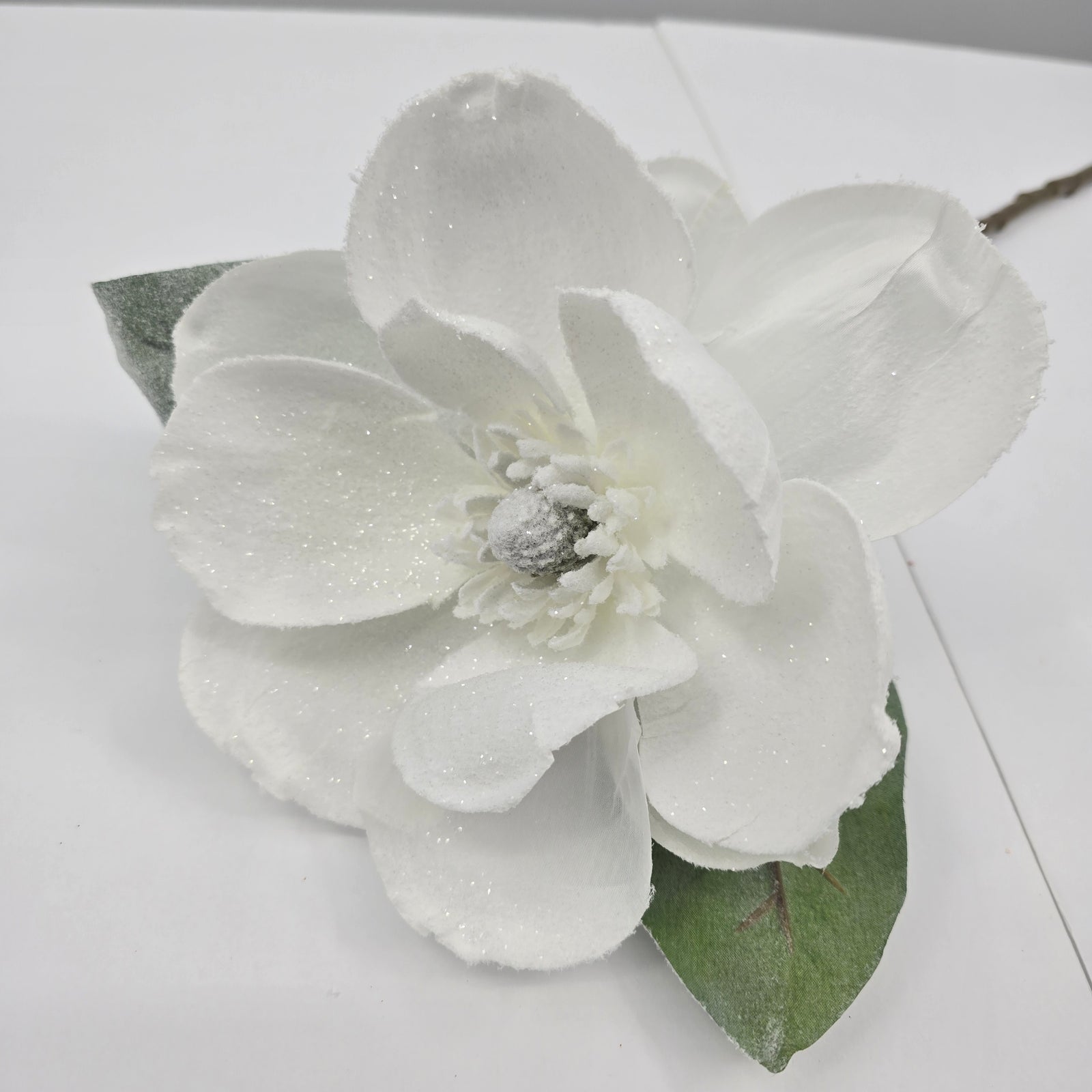 29" Frosty Magnolia --#xfs552