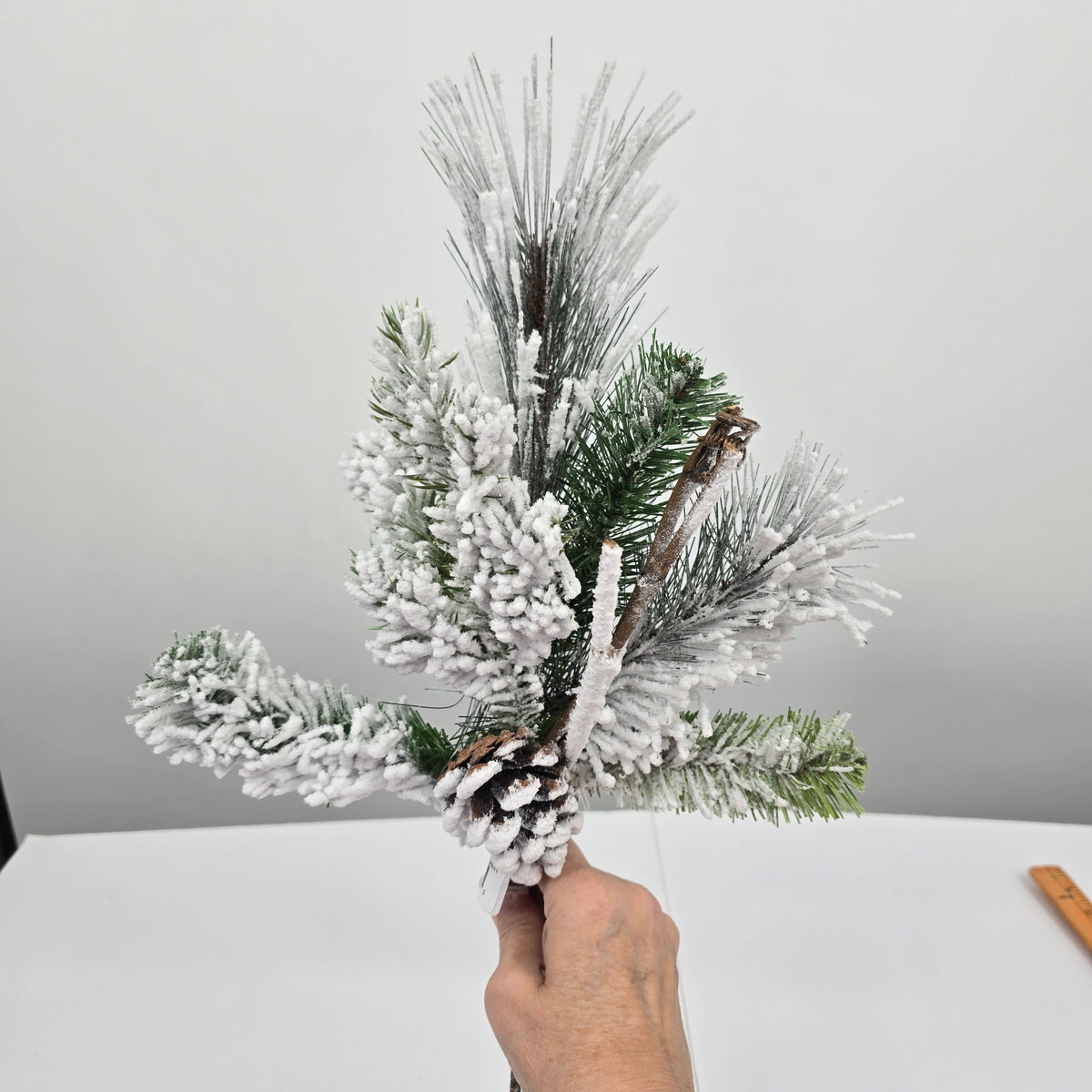 17&quot; Snow Pine/Cone Mx Spry #ys7006