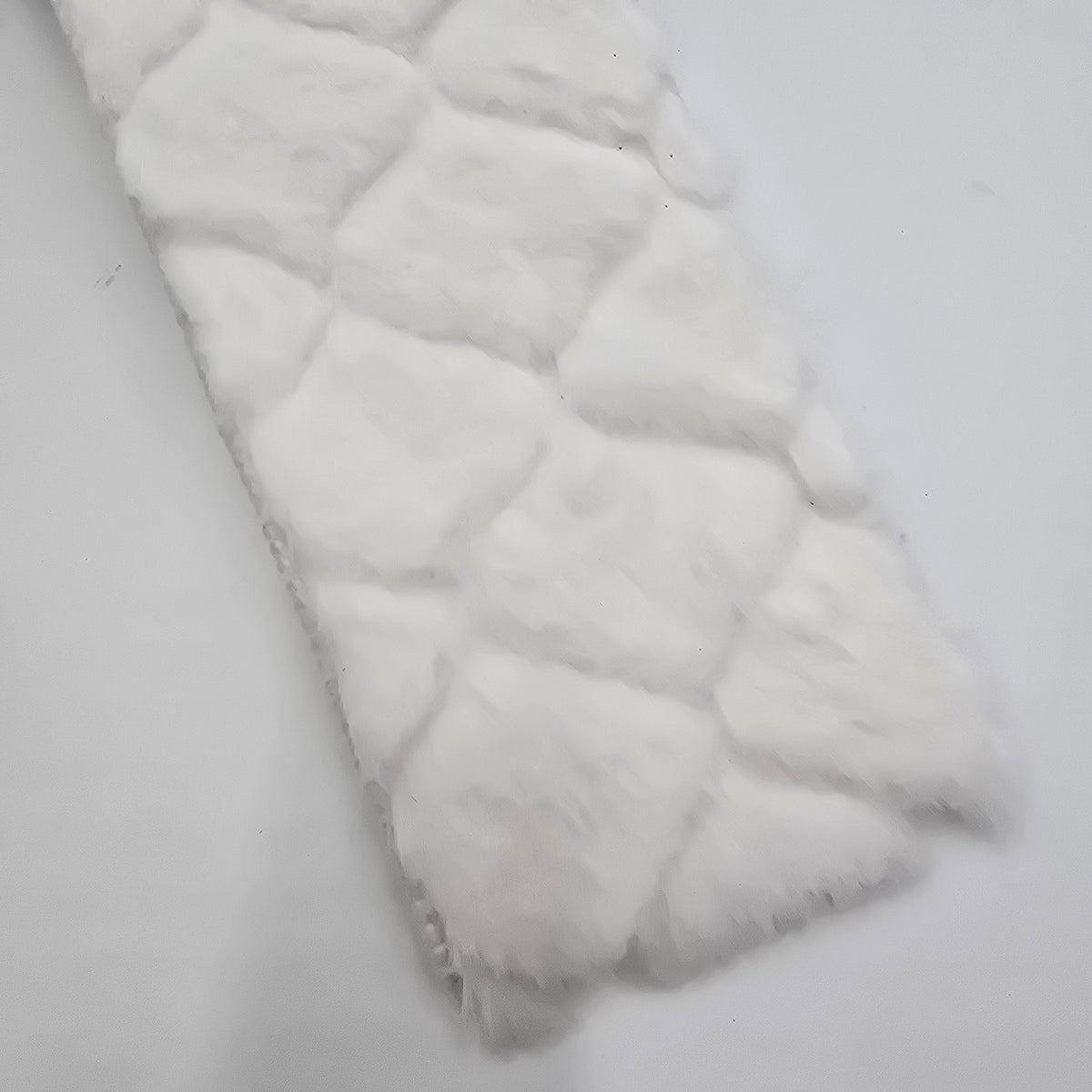 2.5&quot; Fur Ribbon--#rw0037-wh