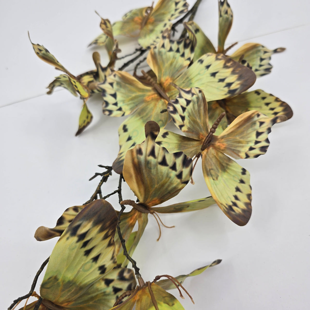 37&quot; Butterfly/Moth Spray-#fsb269