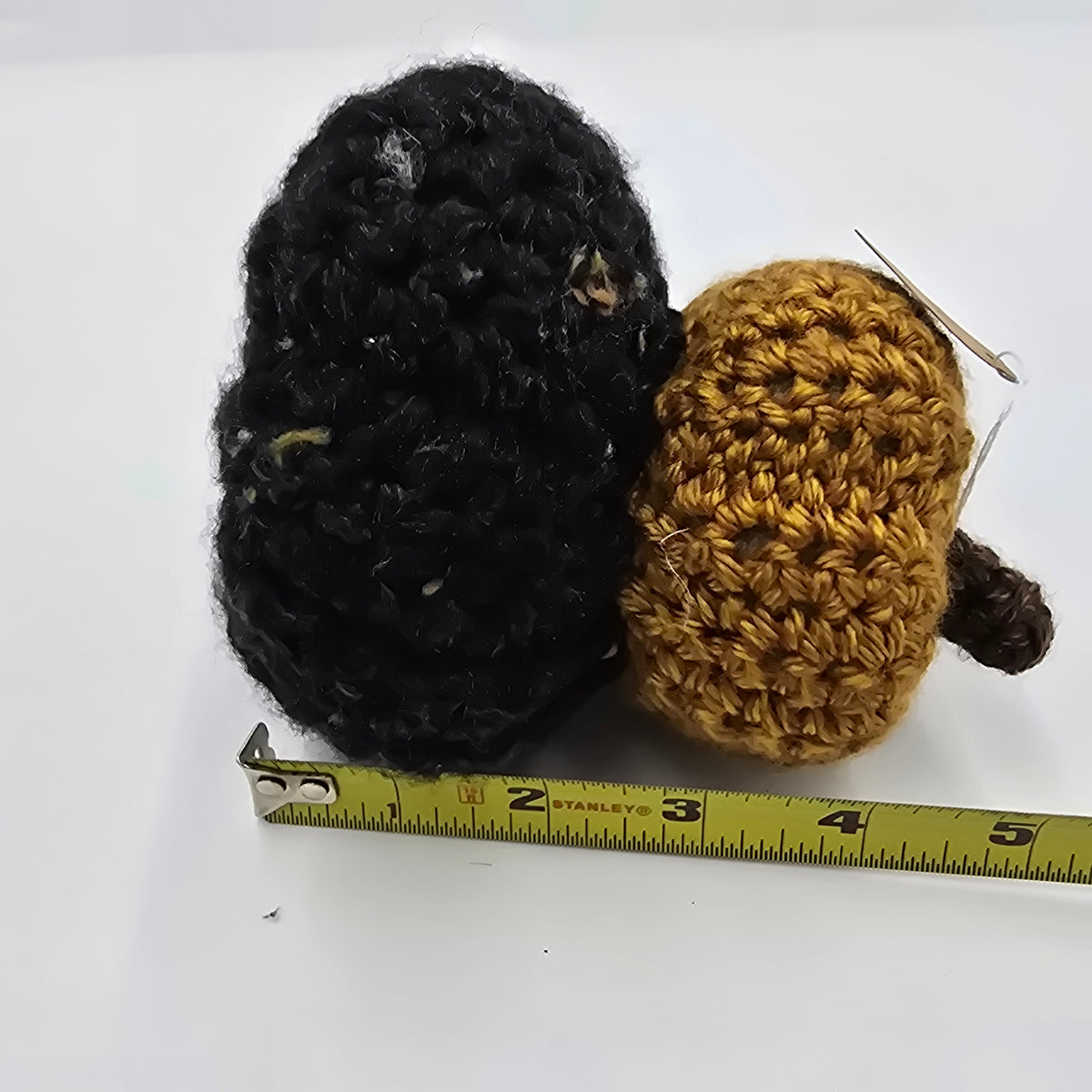 Sm Double Handmade Pumpkin/Blk-Gold #41--Crochet