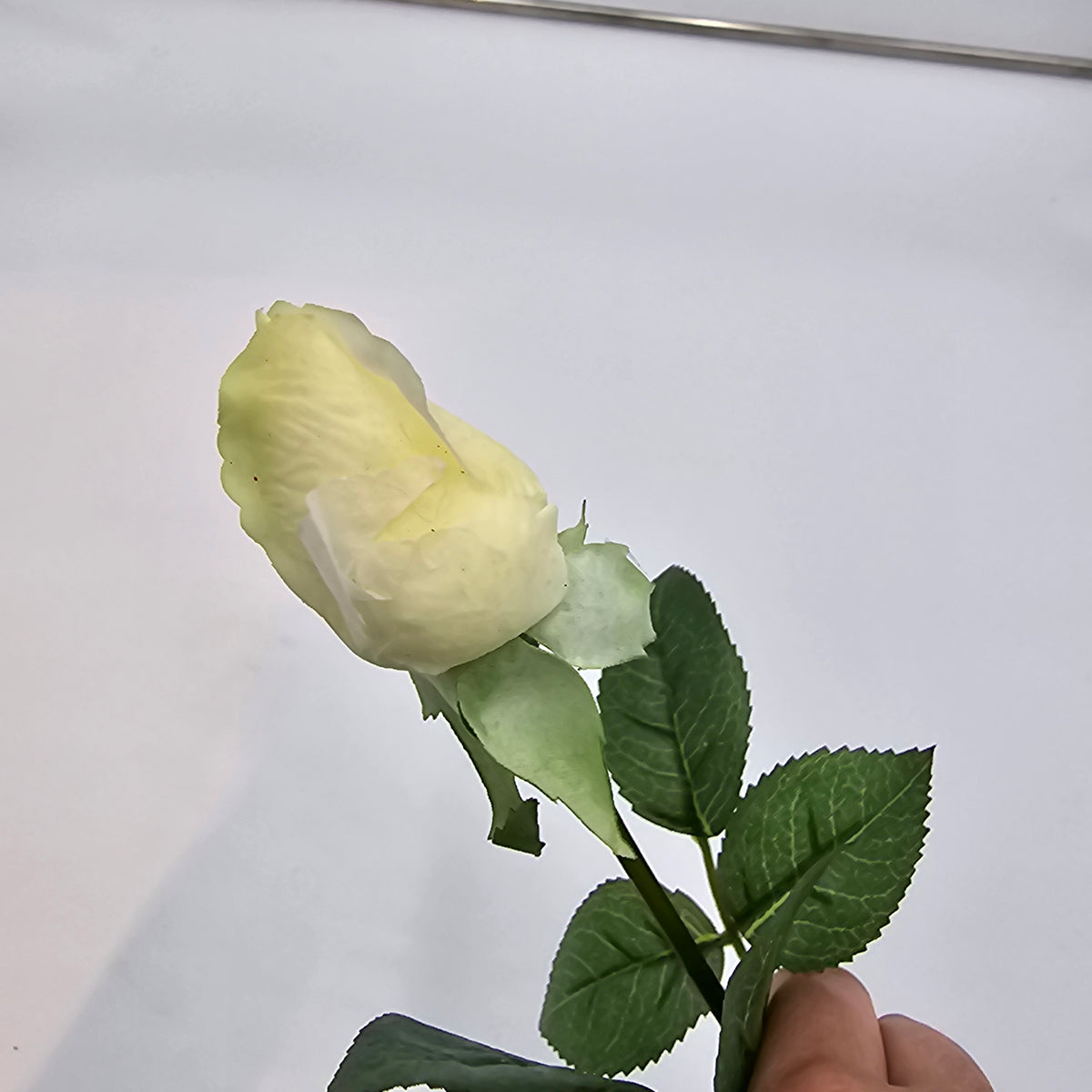 Real touch rose bud-#ztr256-pk/lt