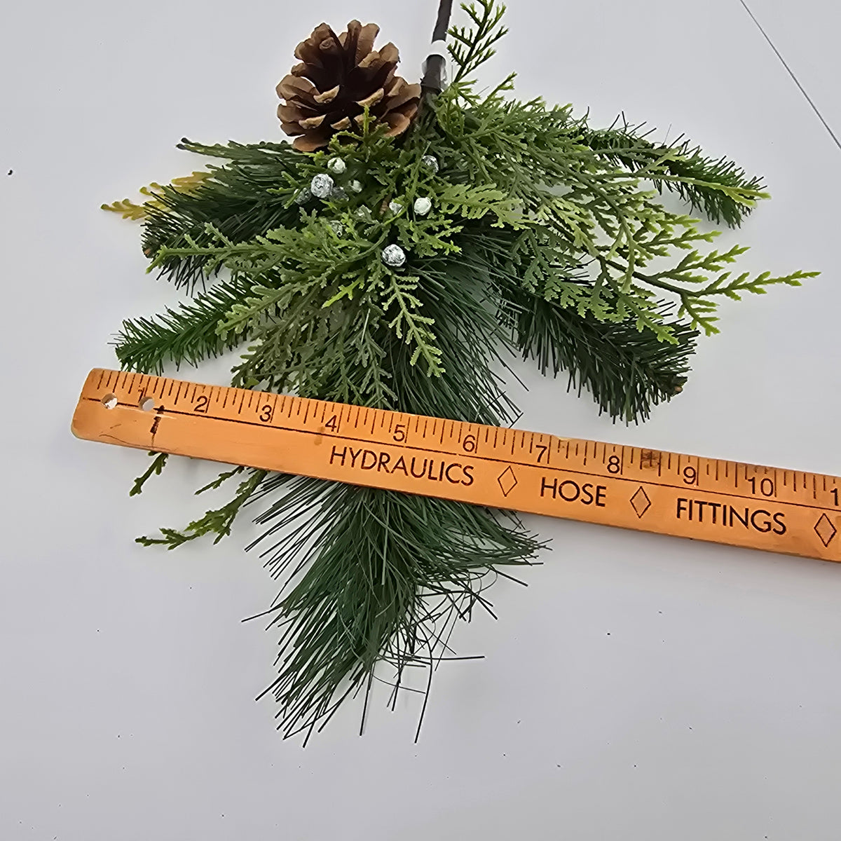 15&quot; Juniper/Pine/Berry Spray #ysp130