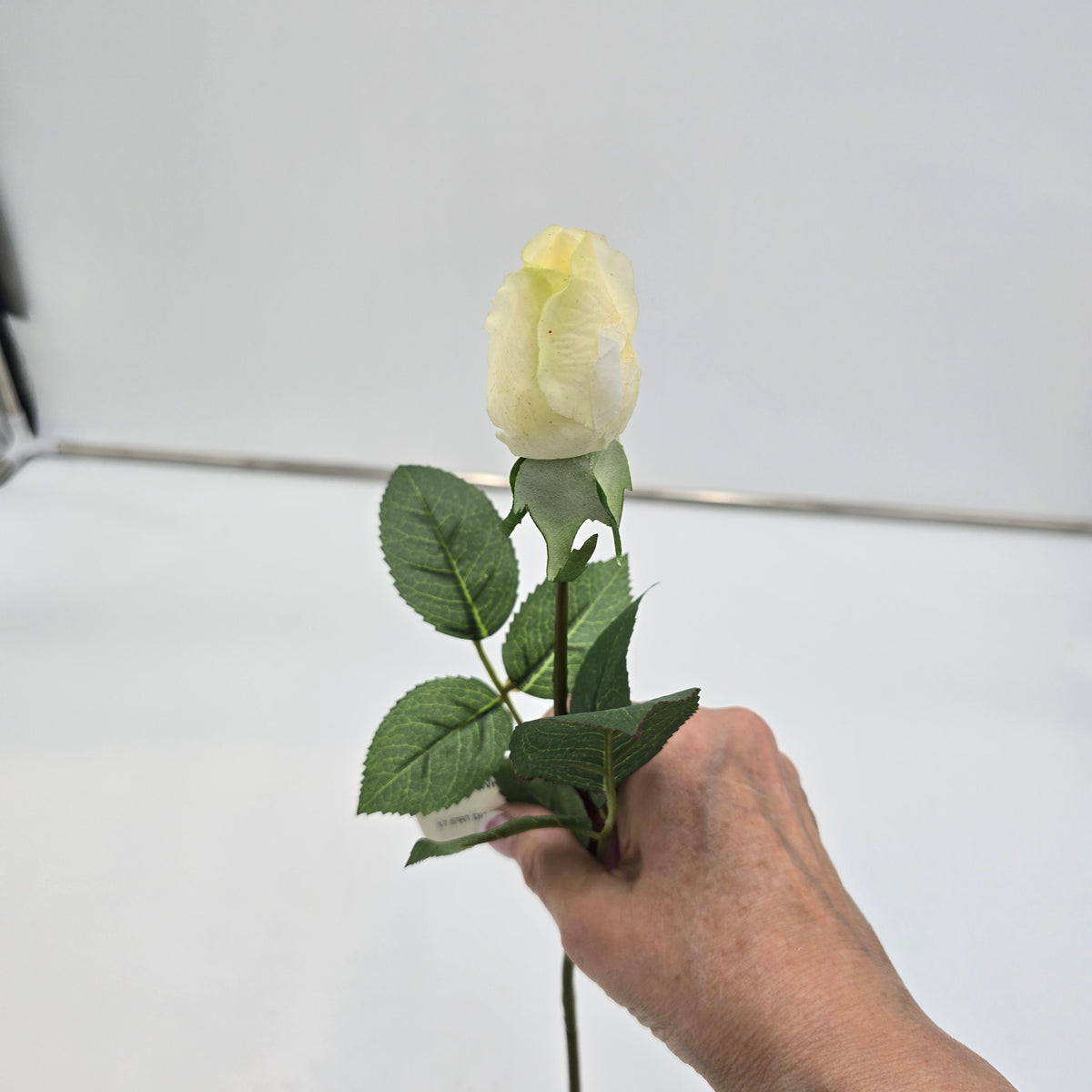 Real touch rose bud-#ztr256-pk/lt