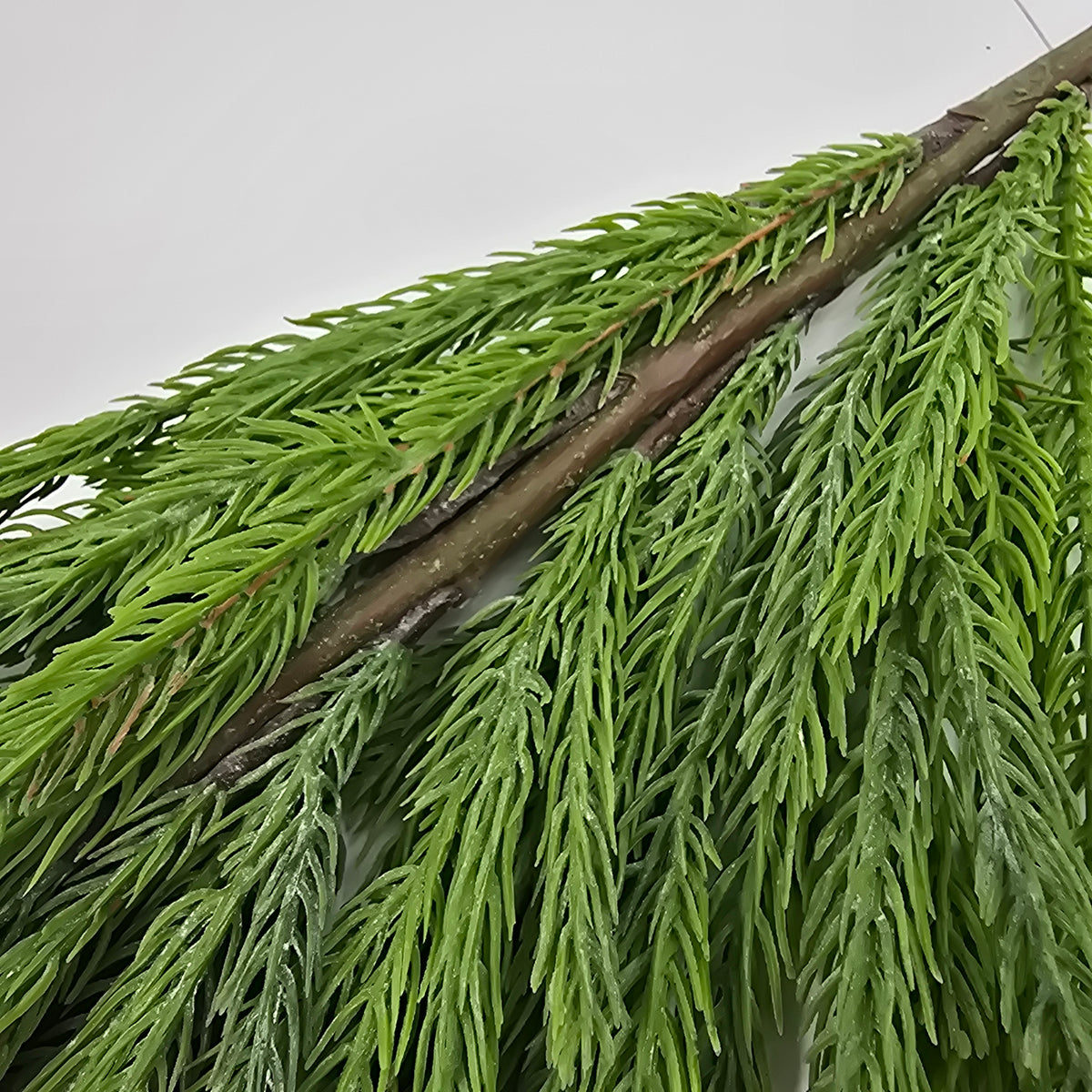 37&quot; Spruce Spray-#yss231