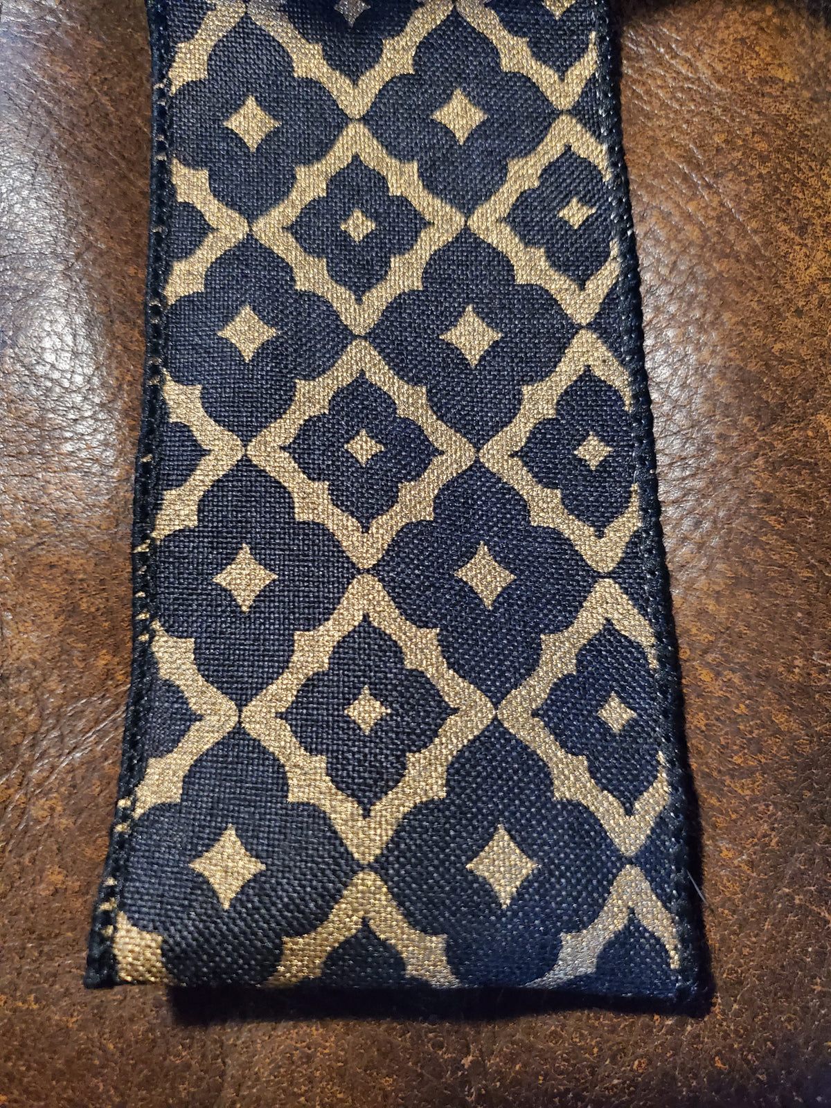 Black &amp; Gold Quatrefoil Ribbon--2.5&quot;